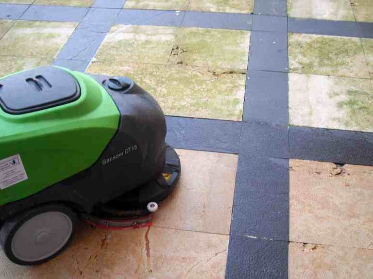 Exteriores y Zonas Verdes Artificiales